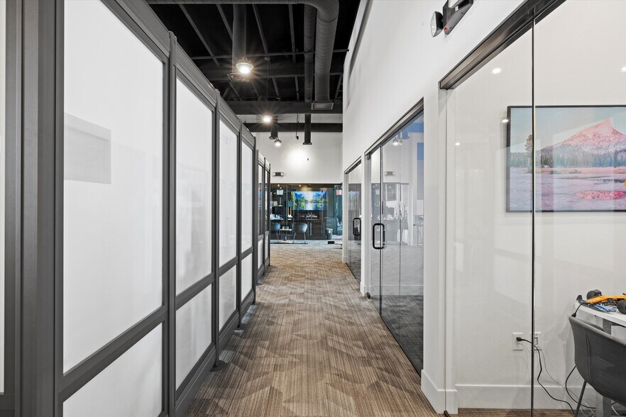 More Photos Of 5715 Bedford St, Pasco Office For Lease
