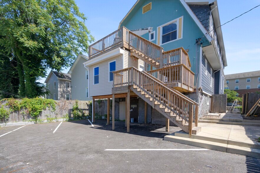 More Photos Of 2519 Liberty Heights Ave, Baltimore Apartments For Sale