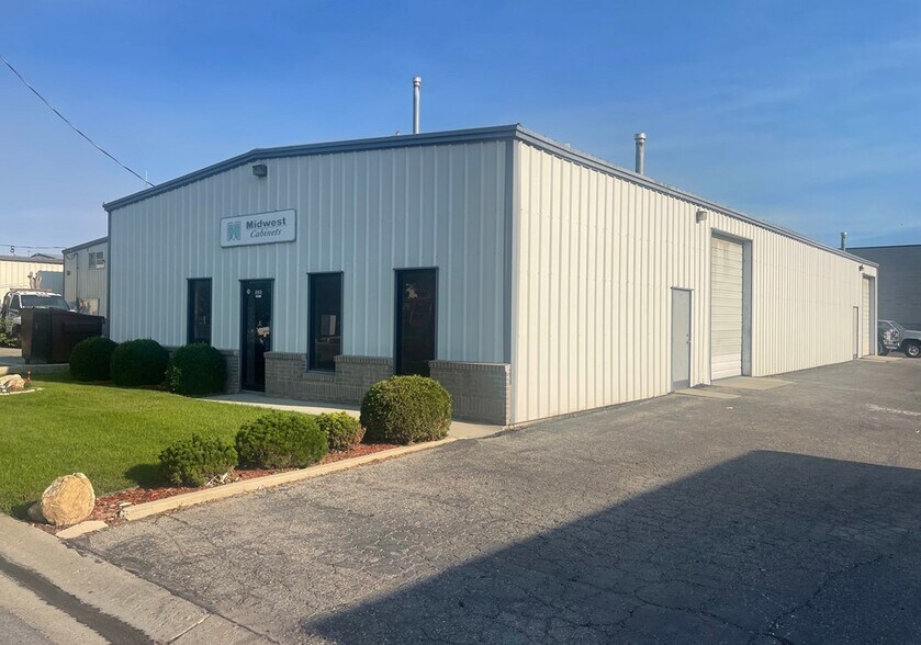 Primary Photo Of 1320 W 7900 S, West Jordan Manufacturing For Lease