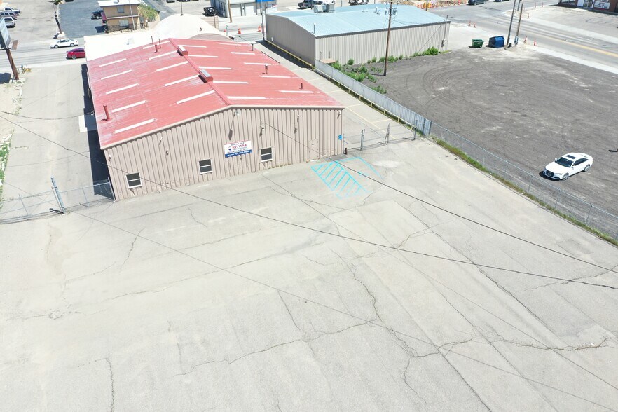 More Photos Of 88 Center St, Rock Springs Warehouse For Lease