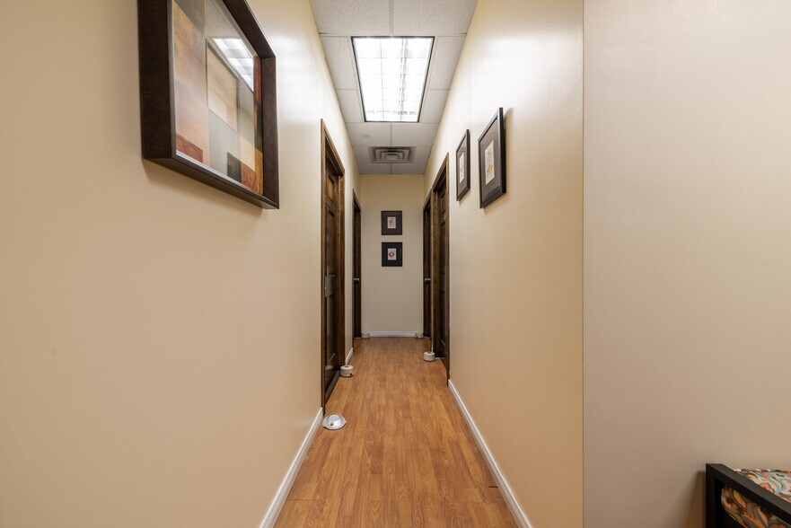 More Photos Of 164 20th St, Brooklyn Office For Lease