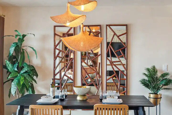 More Photos Of 5639 La Jolla Blvd, La Jolla Storefront Retail Residential For Sale