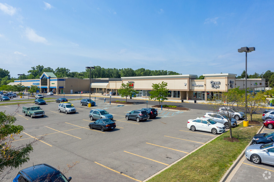 Primary Photo Of 124-210 Merriman Rd, Westland Storefront For Lease