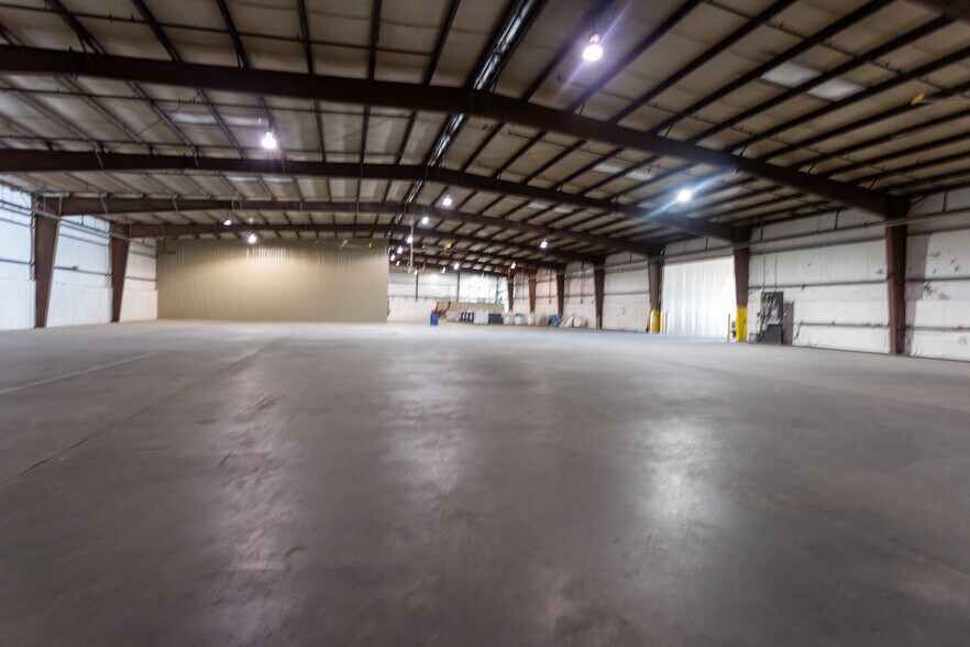 More Photos Of 1209 W Market St, Smithfield Industrial For Sale