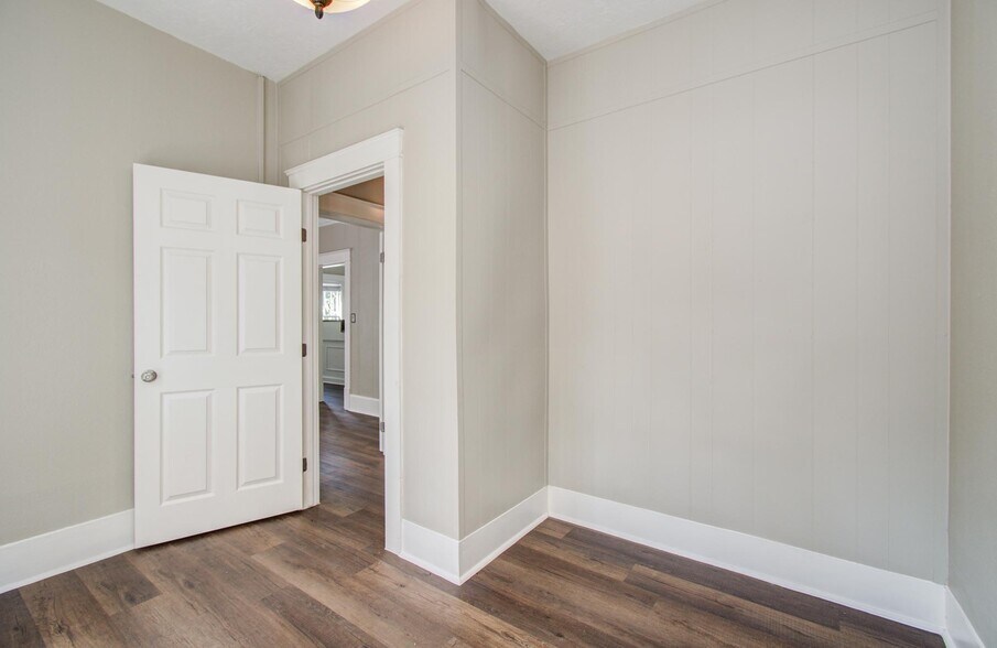 More Photos Of , League City Office For Sale