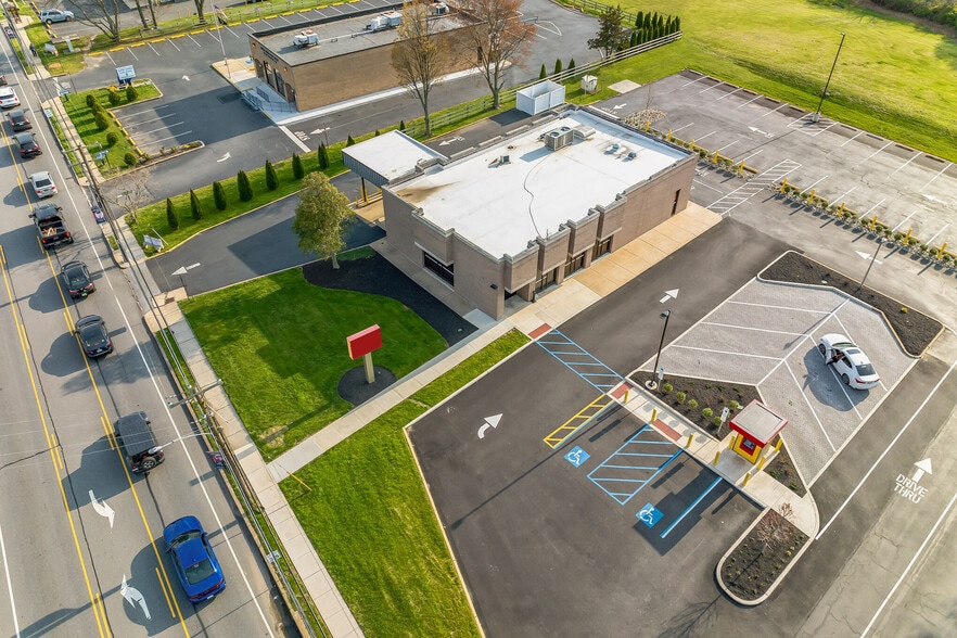 More Photos Of 3400 Chichester Ave, Boothwyn Bank For Lease