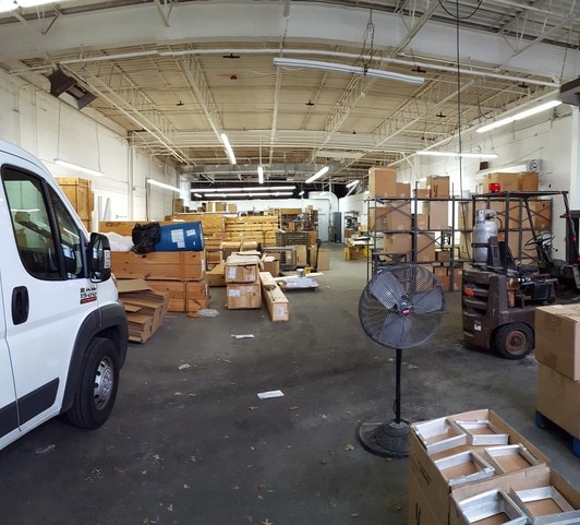 More Photos Of 174-180 Miller Pl, Hicksville Warehouse For Lease