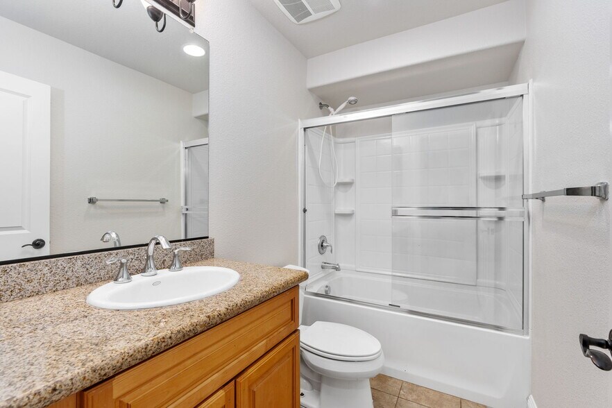 More Photos Of 204 Rosebud Ln, Saint Helena Apartments For Sale