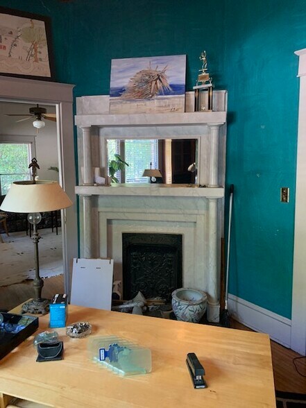 More Photos Of 103 W Stone Ave, Greenville Office For Sale
