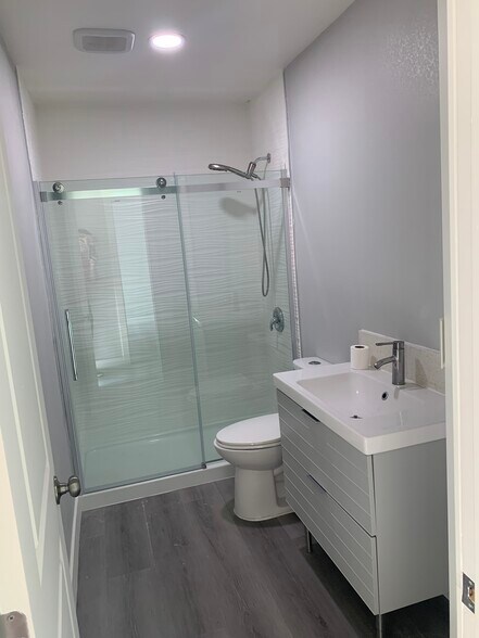 More Photos Of 332 S El Camino Real, Oceanside Apartments For Sale