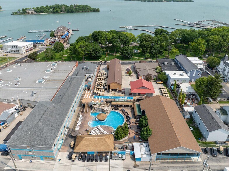 More Photos Of 266 Delaware St, Put In Bay Specialty For Sale
