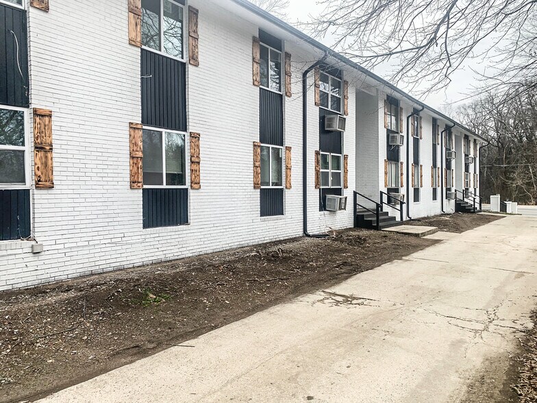 More Photos Of 1105 Alamance Church Rd, Greensboro Apartments For Sale