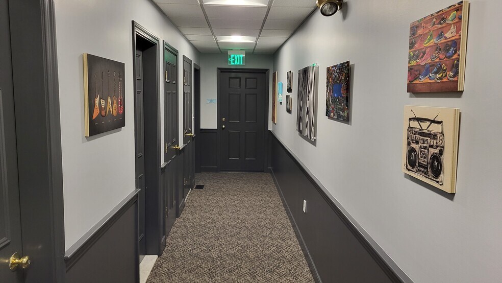 More Photos Of 260 Boston Post Rd, Wayland Office For Lease