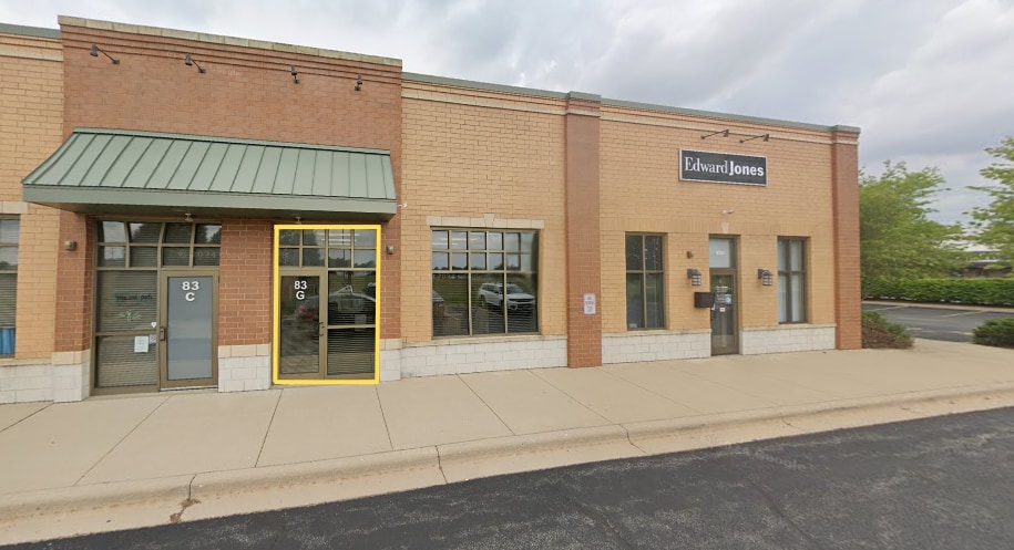 More Photos Of 83 Templeton Dr, Oswego Office For Lease