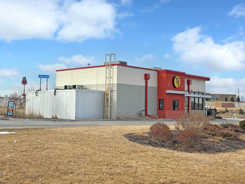 More Photos Of 11271 Wickersham Blvd, Gretna General Retail For Sale