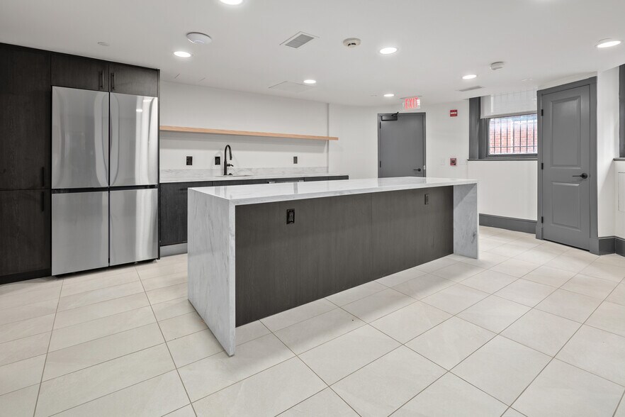 More Photos Of 1718-1720 N St NW, Washington Office For Lease