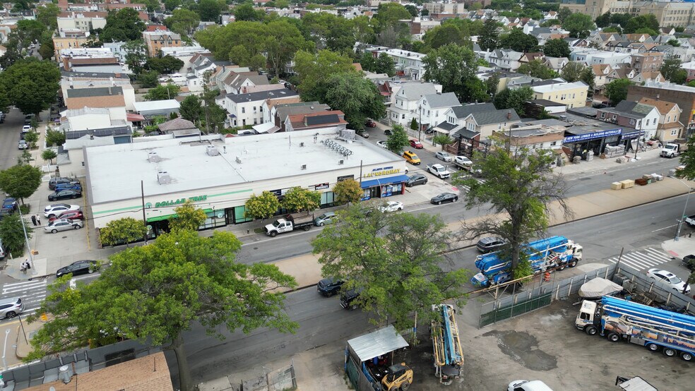 More Photos Of 10801 Atlantic Ave, Richmond Hill Freestanding For Lease