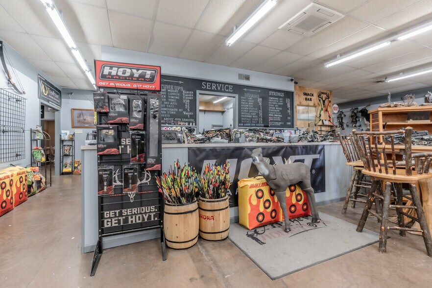 More Photos Of 400 Interchange Rd, Lehighton Freestanding For Sale