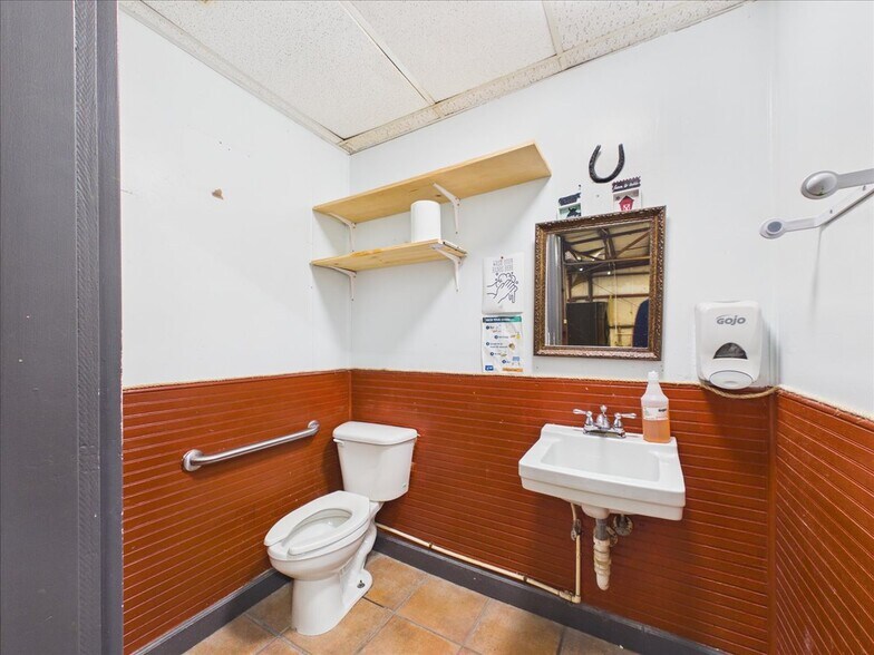 More Photos Of 607 Palm Ave, Palatka Flex For Sale