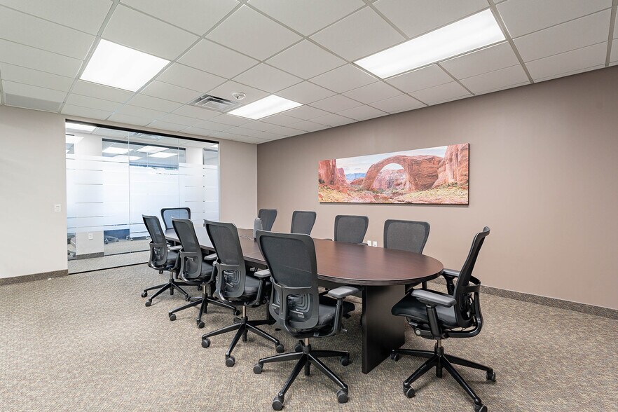 More Photos Of 7310 N 16th St, Phoenix Office For Lease