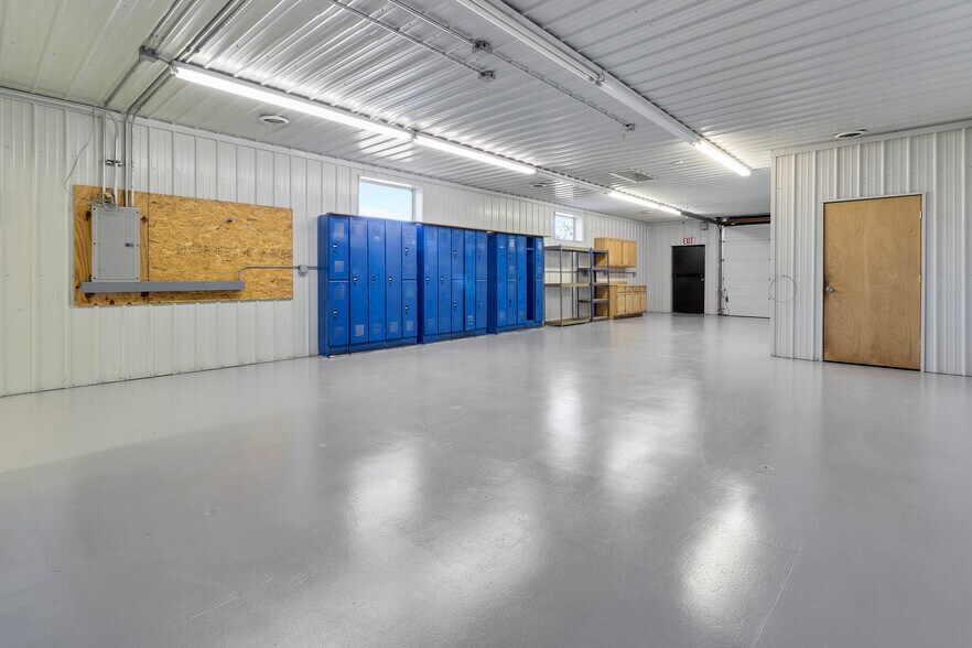 More Photos Of 2213 Duke St, Indianapolis Warehouse For Sale