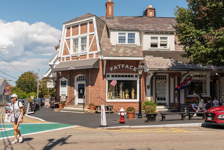 More Photos Of 470 Main St, Chatham Storefront Retail Residential For Lease