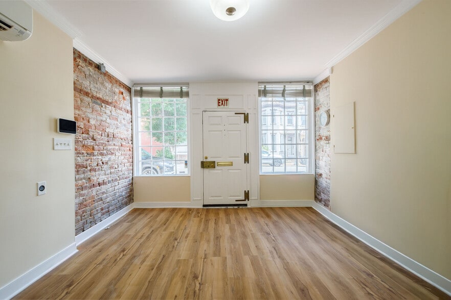 More Photos Of 4 S 1st St, Richmond Loft Creative Space For Lease