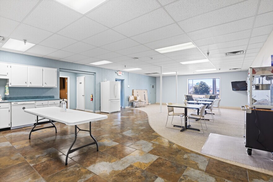 More Photos Of 2256 Encompass Dr, Chattanooga Loft Creative Space For Sale