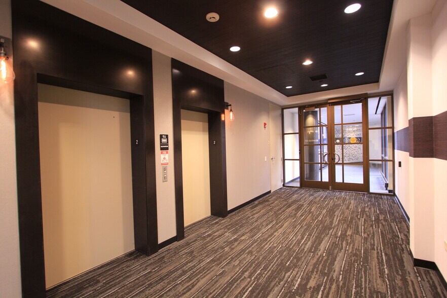 More Photos Of 250 Parkway Dr, Lincolnshire Office Residential For Lease