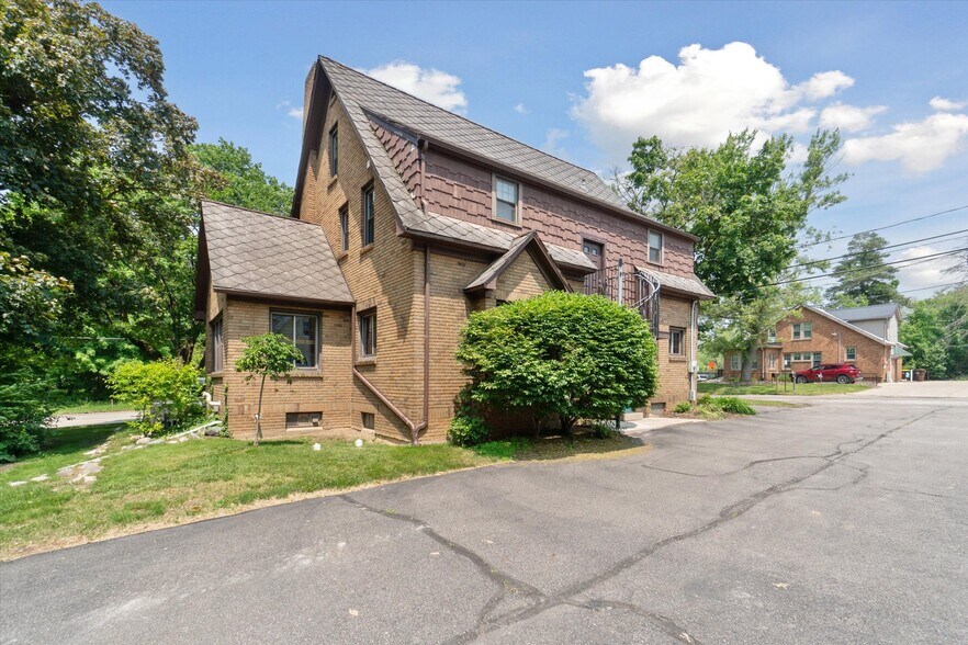 More Photos Of 4632 Okemos Rd, Okemos Medical For Sale