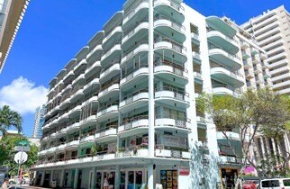 Primary Photo Of 334 Seaside Ave, Honolulu Loft Creative Space For Lease