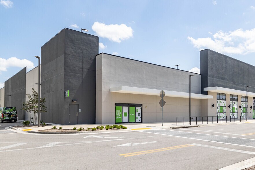 More Photos Of 7903 NW 36th St, Doral General Retail For Lease