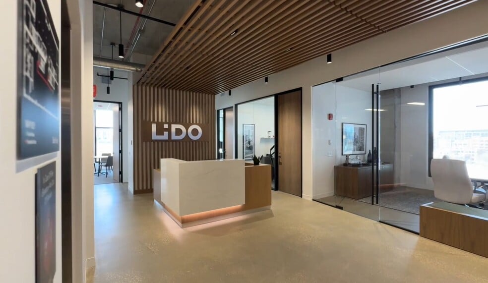 More Photos Of 732 W Randolph St, Chicago Unknown For Lease