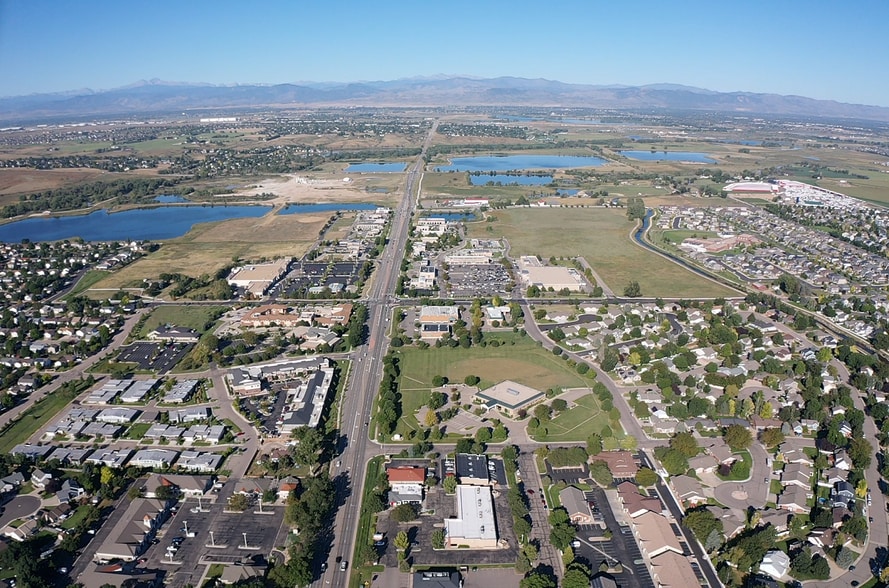 More Photos Of 1290 Main St, Windsor Storefront For Lease
