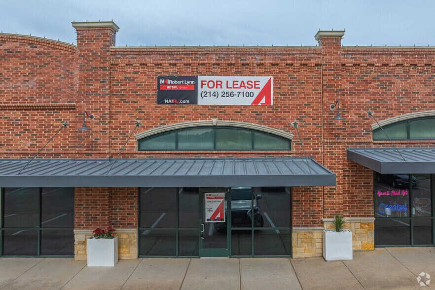 More Photos Of 205 S Main St, Red Oak Unknown For Lease