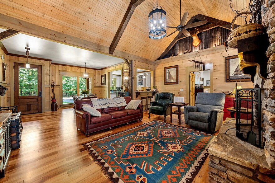 More Photos Of 1638 Old Minor Rd, Culloden Specialty For Sale