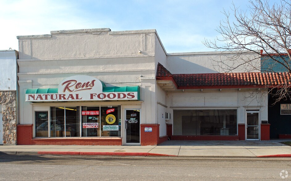 More Photos Of 710-712 Arthur St, Caldwell Storefront For Lease