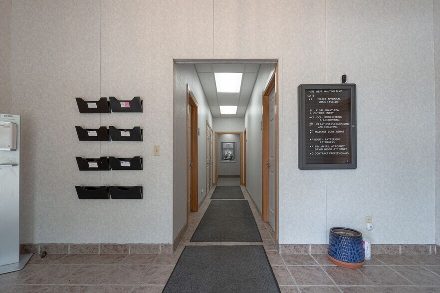 More Photos Of 4139 W Walton Blvd, Waterford Medical For Sale