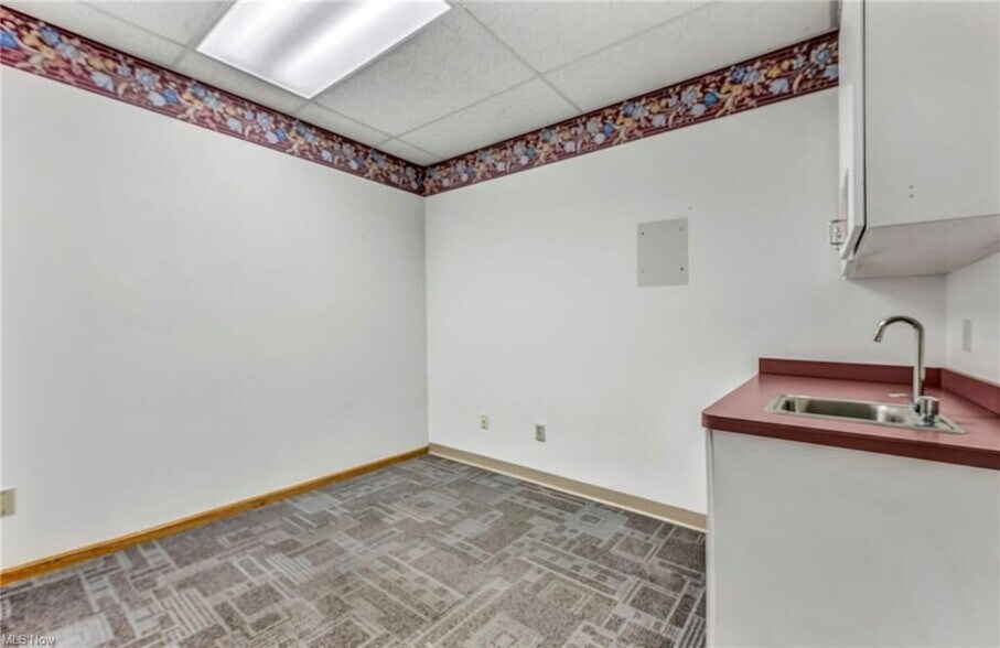 More Photos Of 33398 Walker Rd, Avon Lake Office For Sale