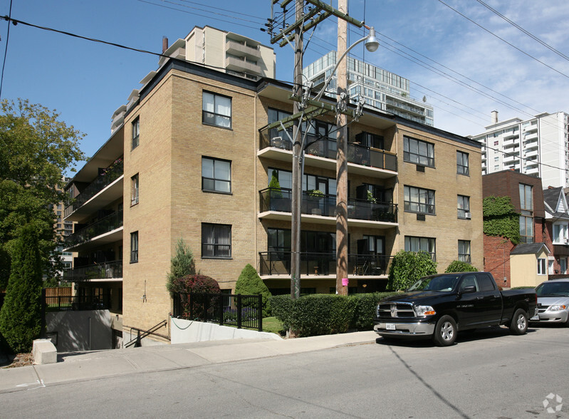 Primary Photo Of 148 Soudan Ave, Toronto Apartments For Sale