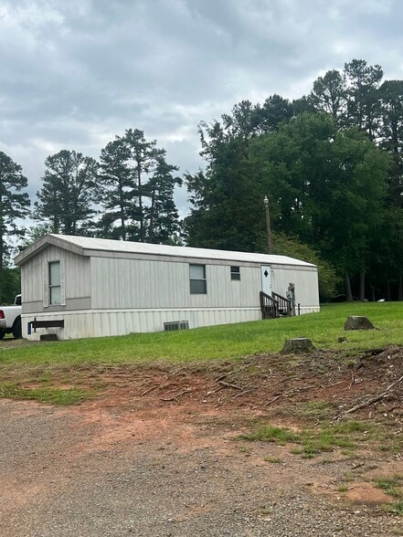 More Photos Of 100 San Carlos Dr, Salisbury Manufactured Housing Mobile Home Park For Sale