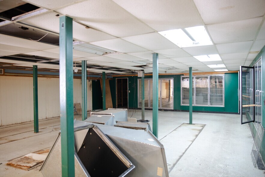 More Photos Of 8446 Mill Pond way, Blossvale Office For Sale