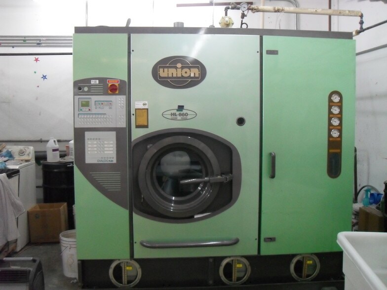 More Photos Of 201 W Stan Schlueter Loop, Killeen Freestanding For Sale