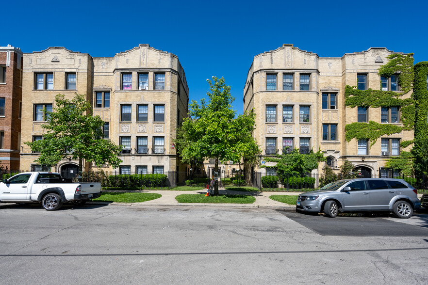 Primary Photo Of 6938 S Clyde Ave, Chicago Apartments For Sale