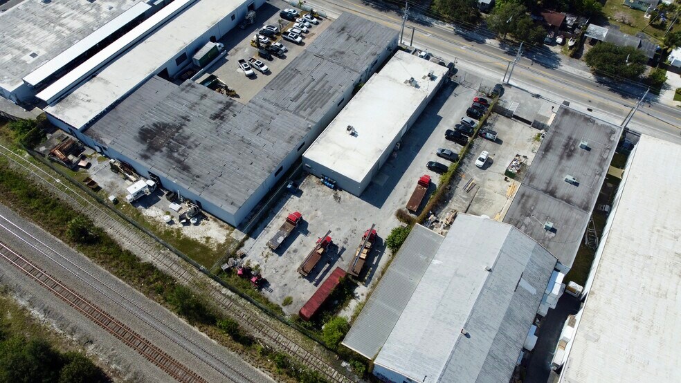 More Photos Of 1220 NW 23rd Ave, Fort Lauderdale Warehouse For Sale