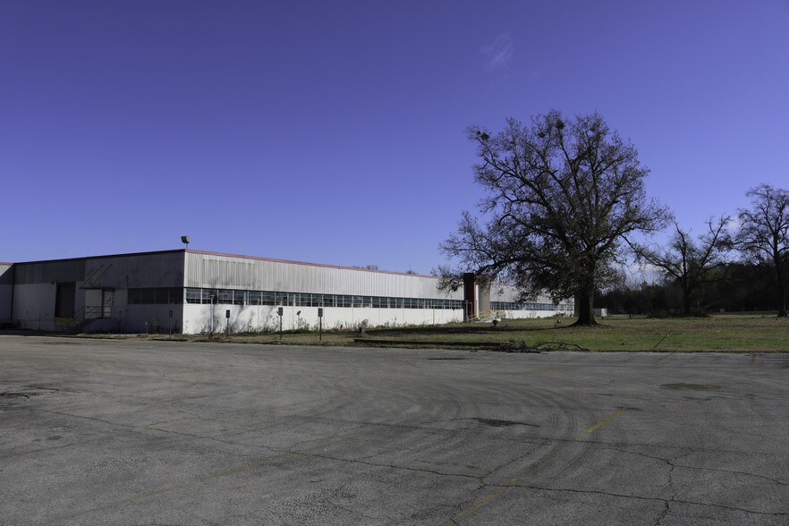 More Photos Of 13343 Interstate 20 E, Tyler Warehouse For Lease