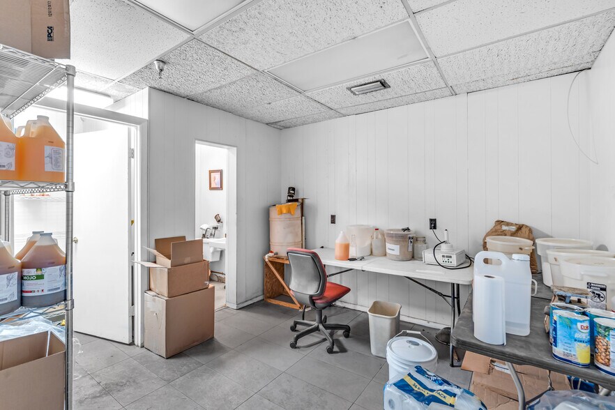 More Photos Of 7395 W 18th Ln, Hialeah Warehouse For Sale