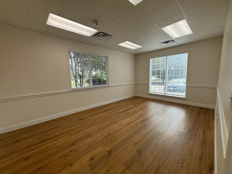More Photos Of 4501 Merlot Ave, Grapevine Loft Creative Space For Lease