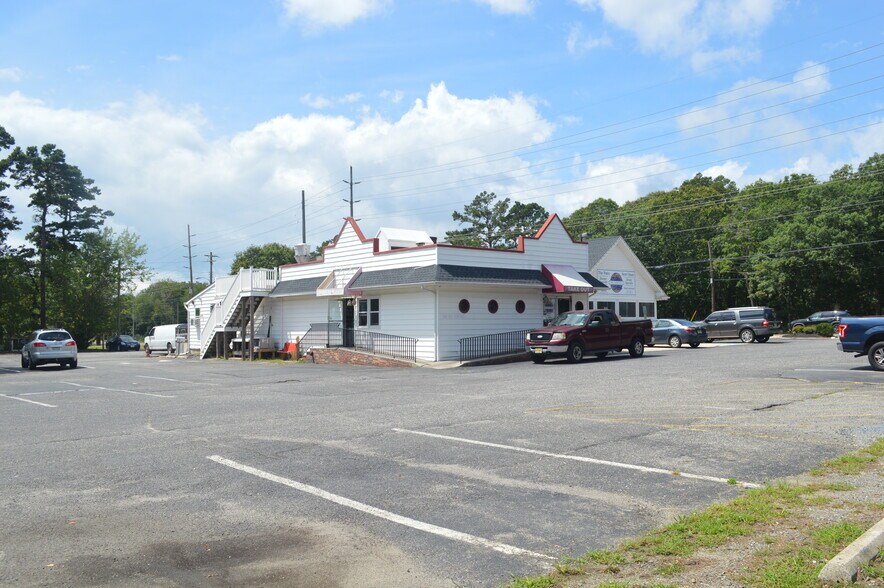 More Photos Of 364 E Main St, Tuckerton Restaurant For Sale