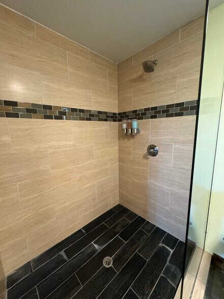 More Photos Of 1438-1444 9th St, Santa Monica Loft Creative Space For Sale